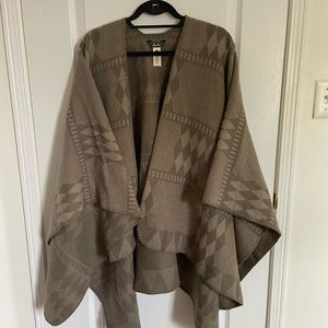 Roots Blanket Poncho